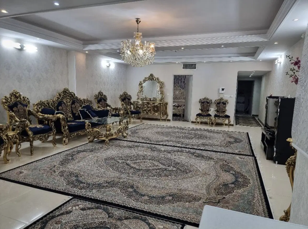 ۱۲۲ متر/ ۳ خواب/ فول امکانات.