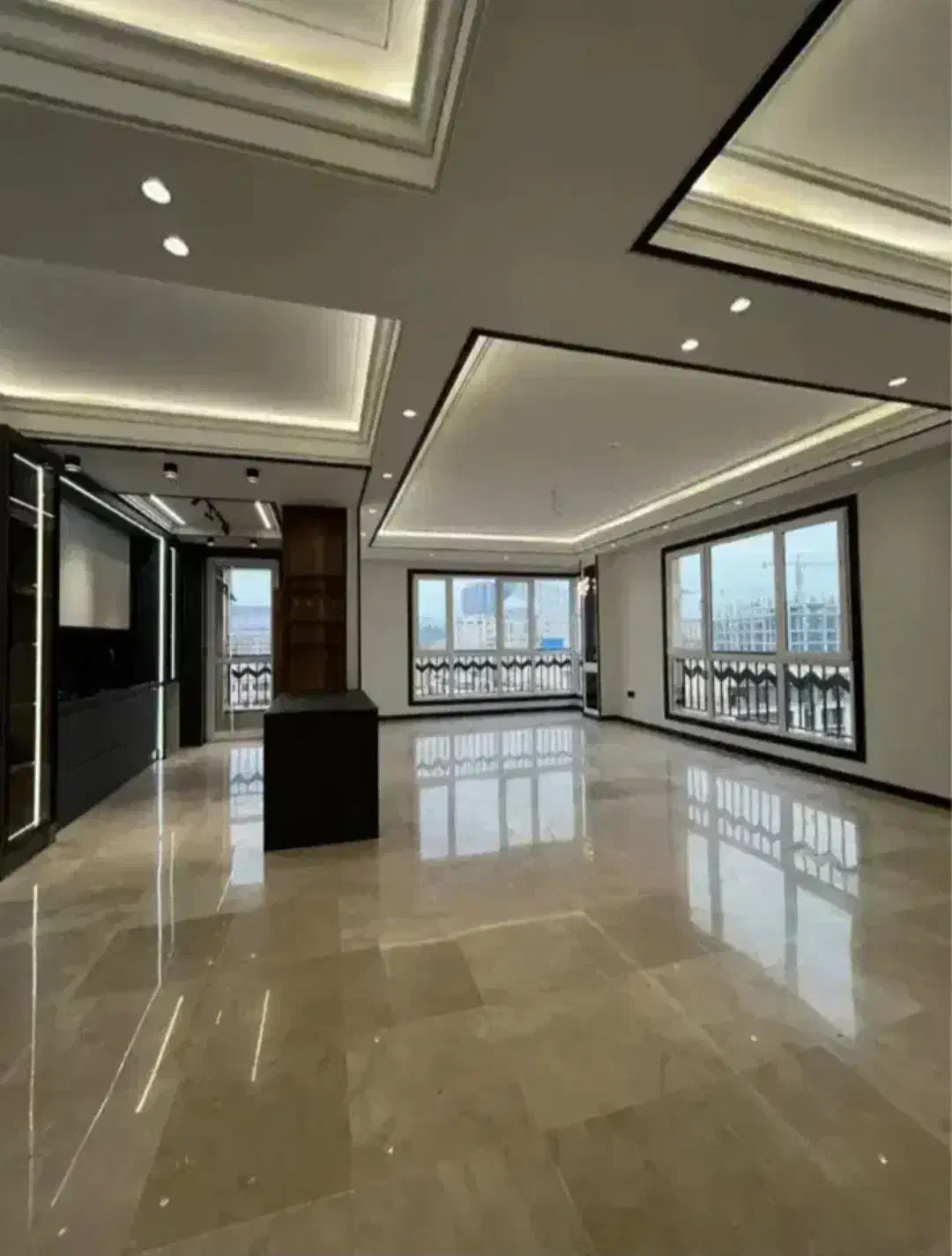 ۱۲۵متر ۳خواب تکواحدی تاپ لوکیشن چهار باغ