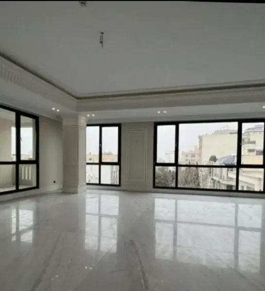 ۱۲۷متر*نوساز*متریال برند*تاپ لوکشن*۳خواب