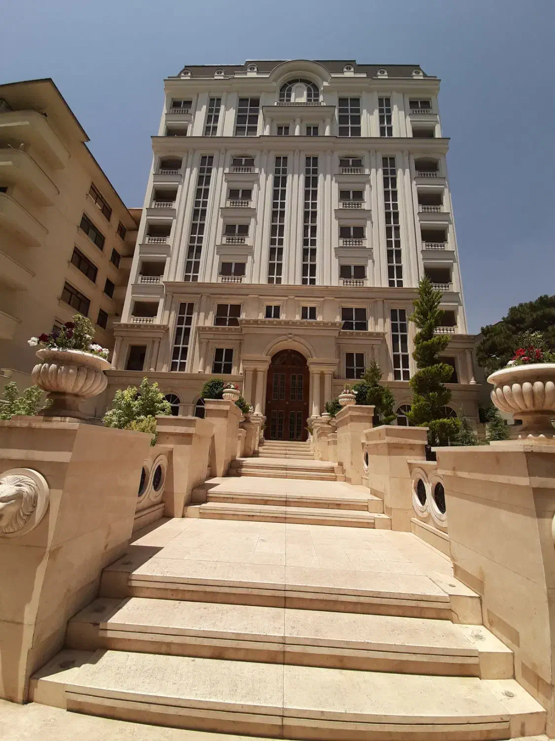 ۱۶۰ متر نوساز فول مشاعات  کاج