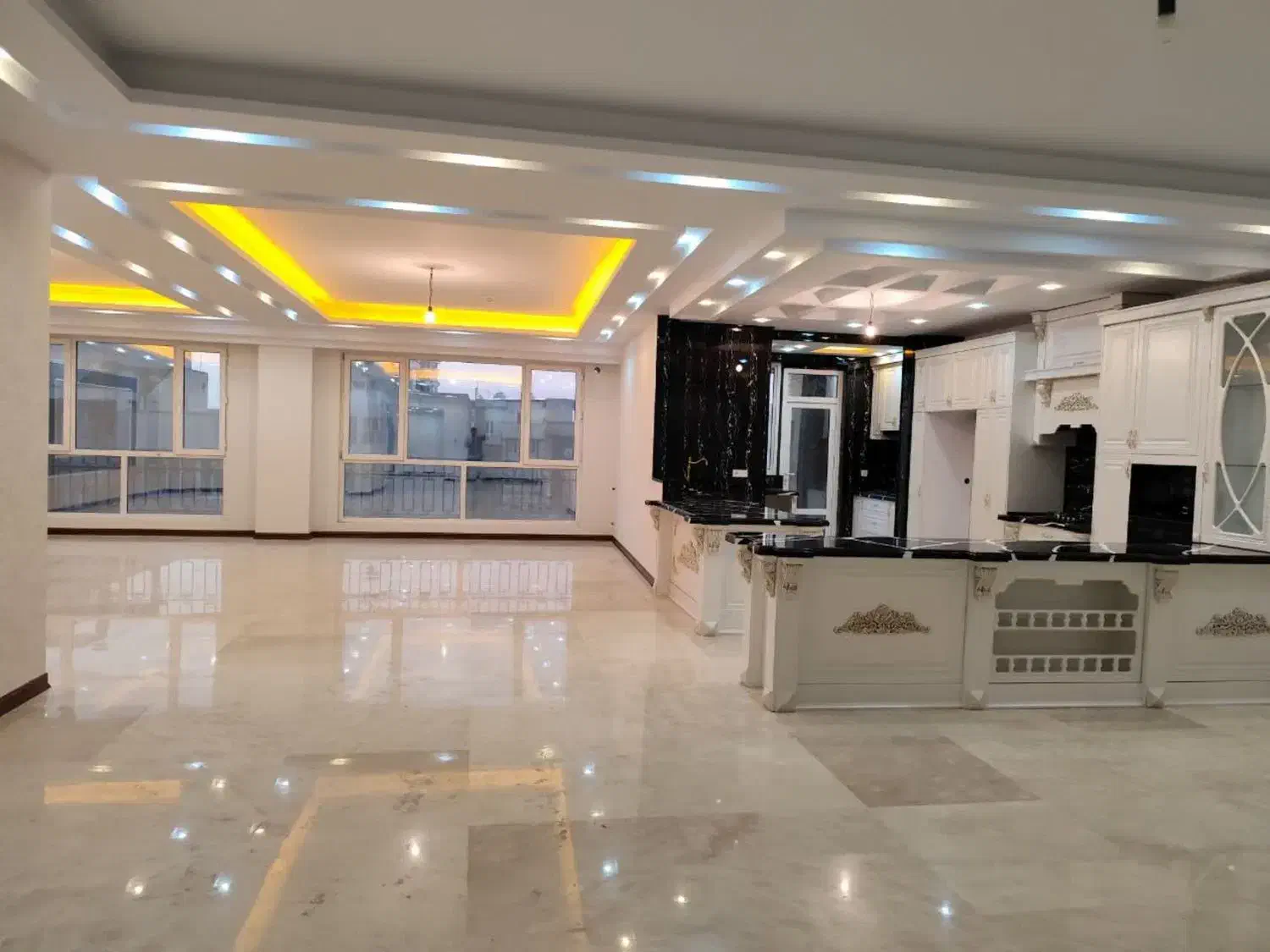 ۱۶۷متر۳خواب مستر/۲پارکینگ/مرزداران