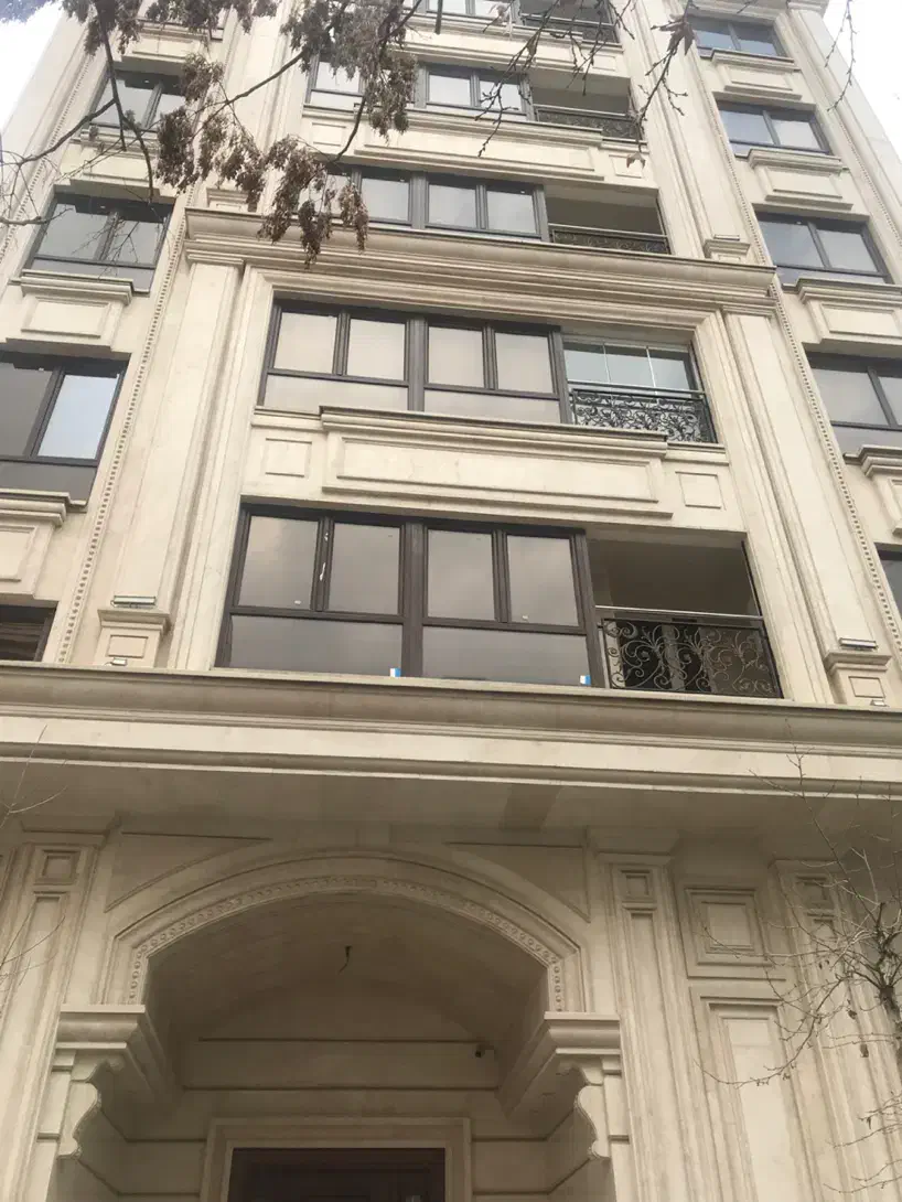 ۱۷۰ متر لوکیشن برتر - دو پارکینگ سندی
