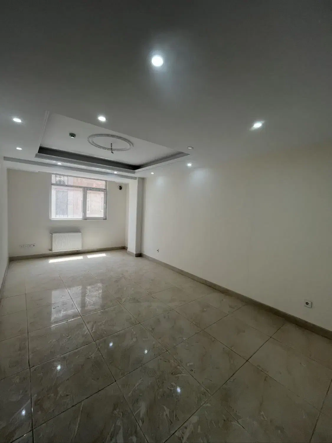 ۷۰ متر/ دو خواب/ فول امکانات