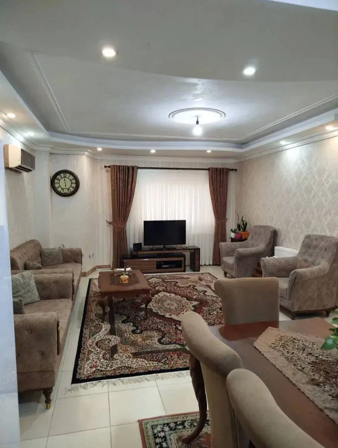 ۸۲متر/جهاد/طبقه دوم/پارکینگ/بازسازی شده