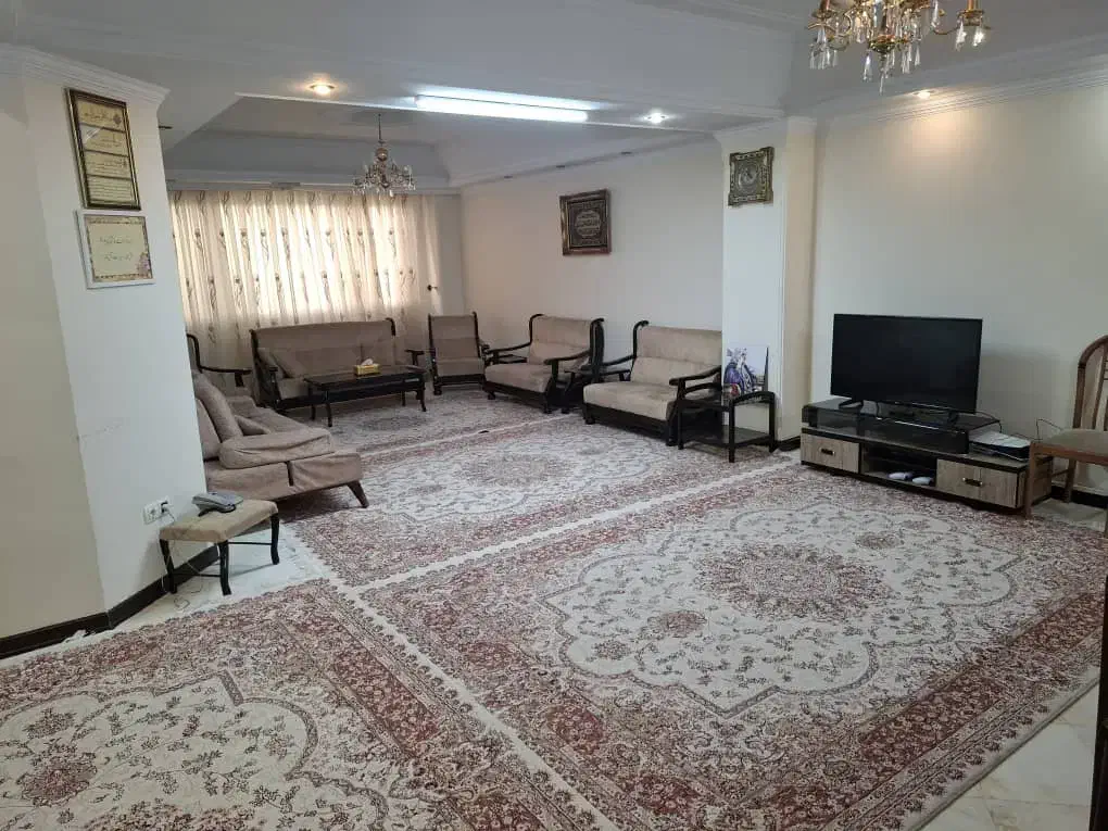 ۸۳ متر سالن پرده خور / خوش نقشه