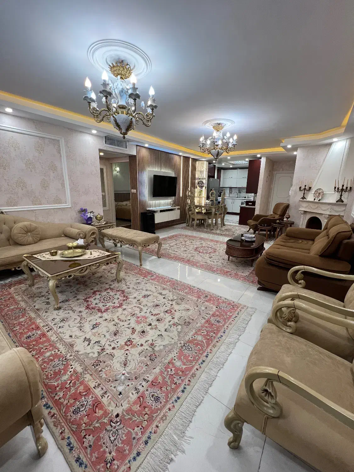 ۹۳ متر منیریه ترجمان