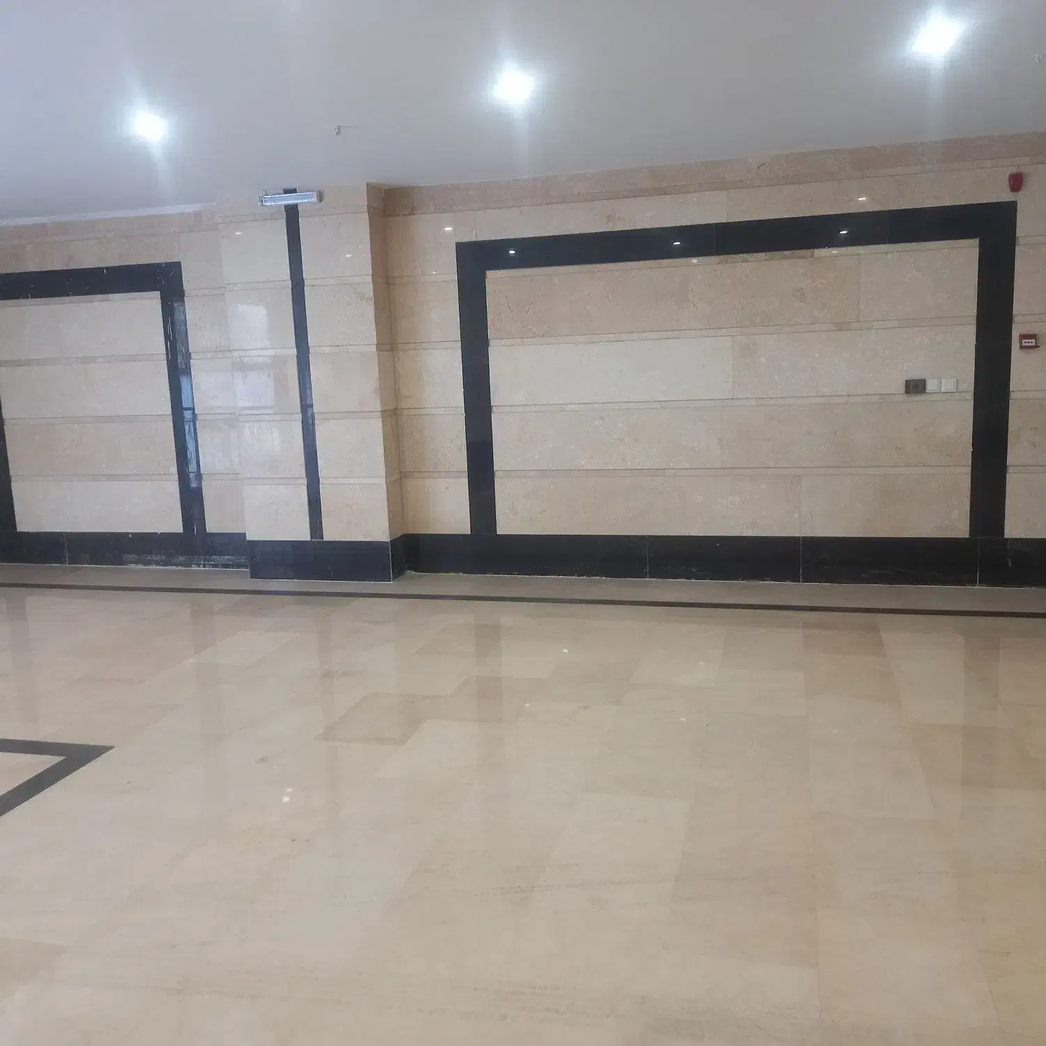 ۹۸متر۲خوابه فول کلید نخورده سروستانها پاسداران