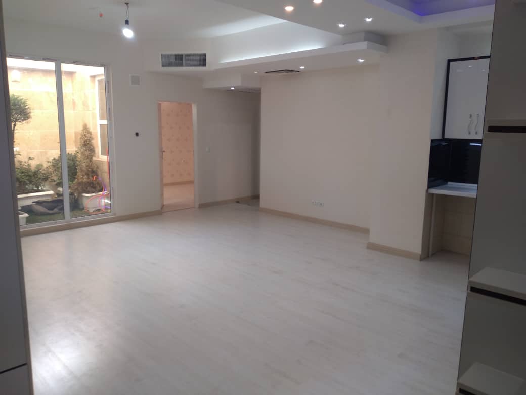 بدون توضیح