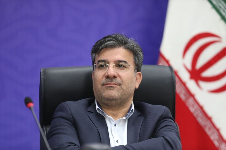 حمل مستقیم کالا از چین و روسیه به بندر خشک آپرین/ ۵۰ درصد کارت‌های بازرگانی کشور در تهران