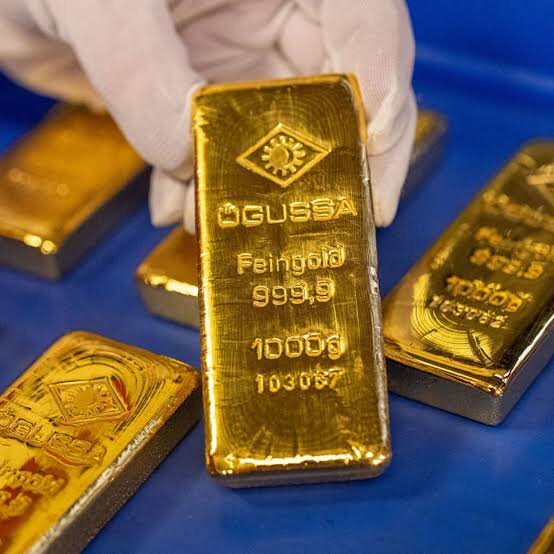 طلای جهانی با کاهش هفتگی به تعطیلات رفت